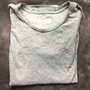 Gray Nike T-shirt